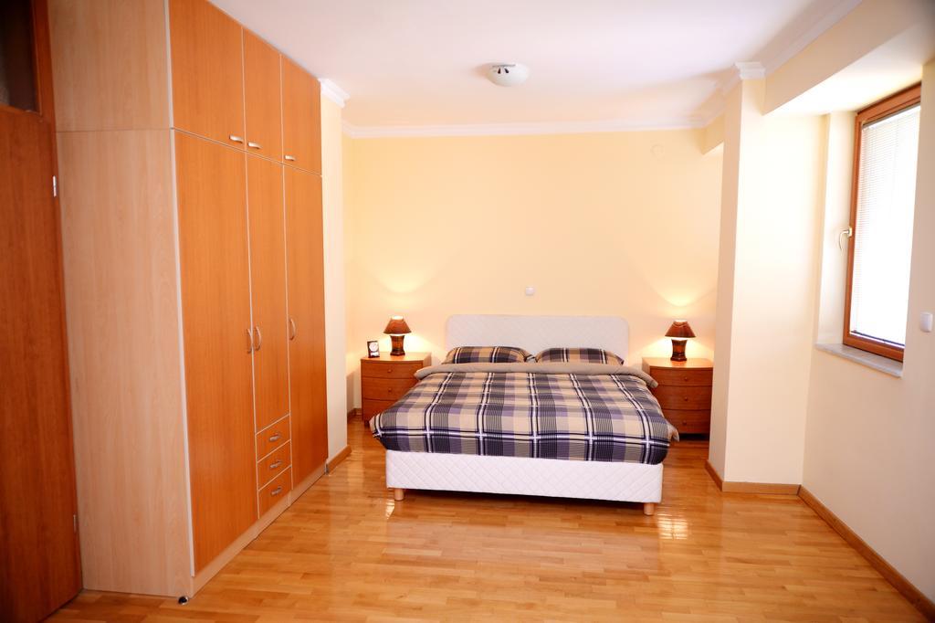 Exclusive Central Apartments Szkopje Kültér fotó