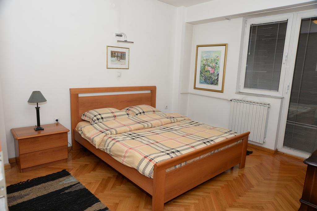 Exclusive Central Apartments Szkopje Kültér fotó