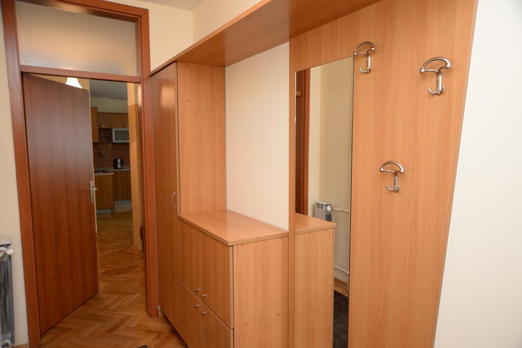 Exclusive Central Apartments Szkopje Kültér fotó